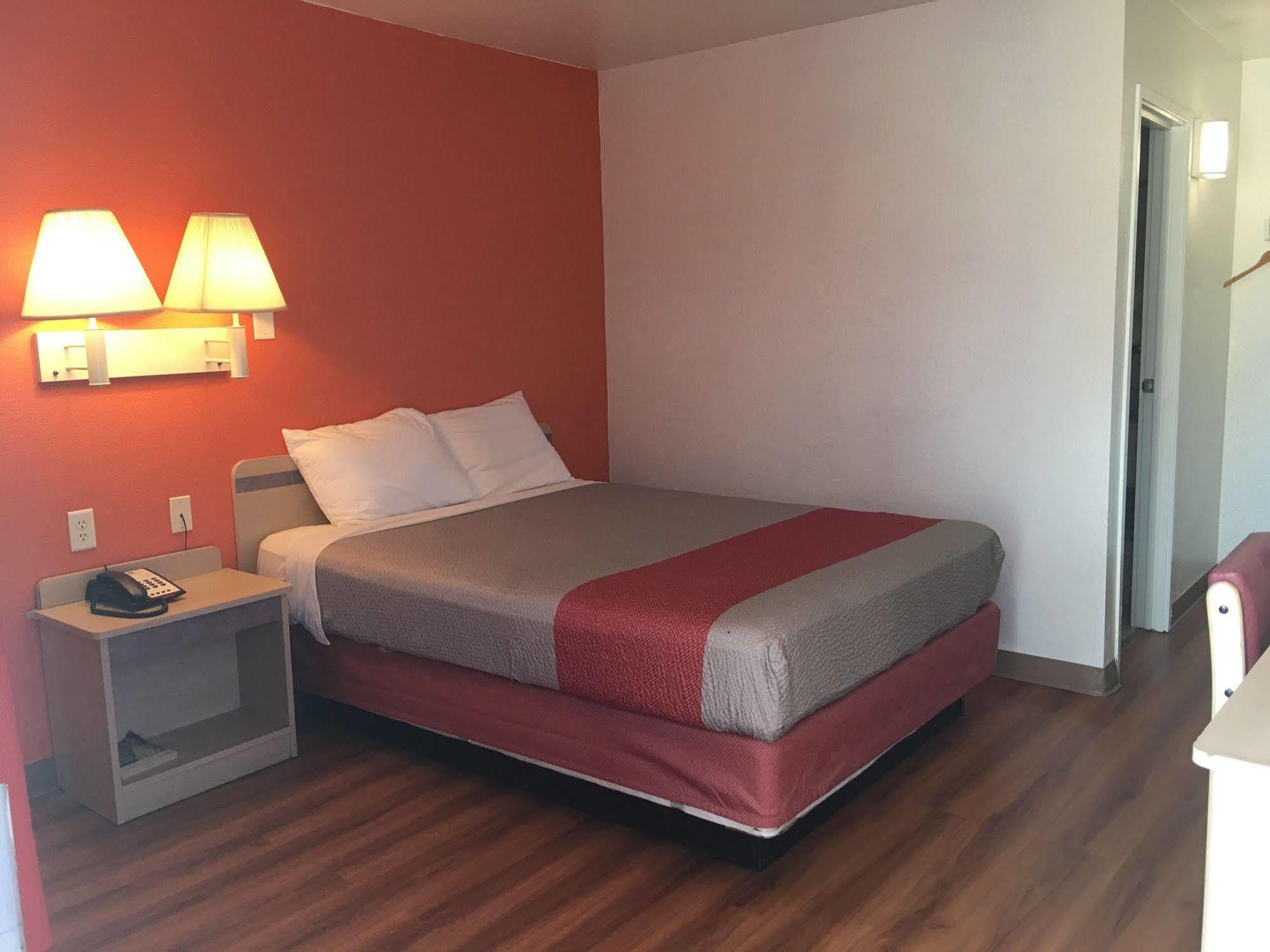Motel 6-Lufkin, Tx Экстерьер фото